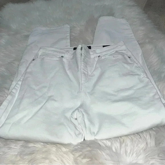 GLIRIA VANDERBILT WHITE JEANS - Picture 6 of 6